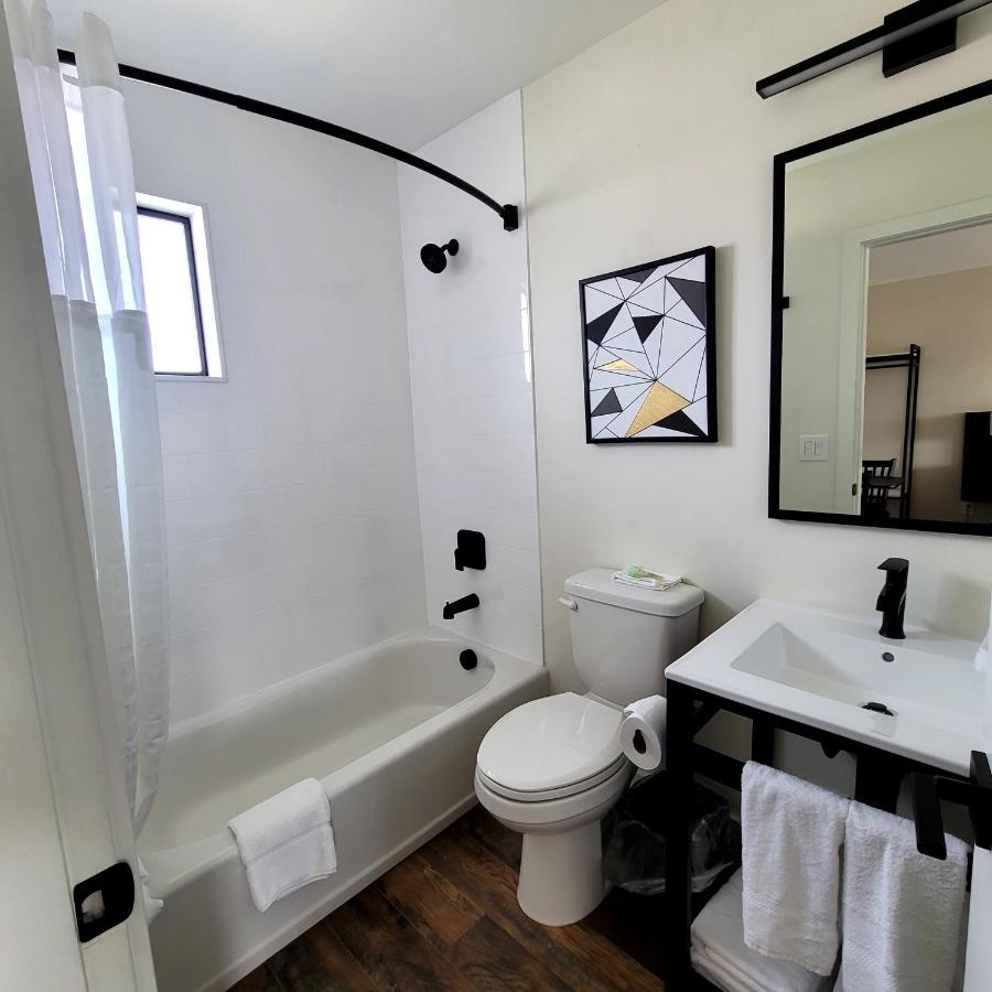 Richland Inn And Suites Zewnętrze zdjęcie
