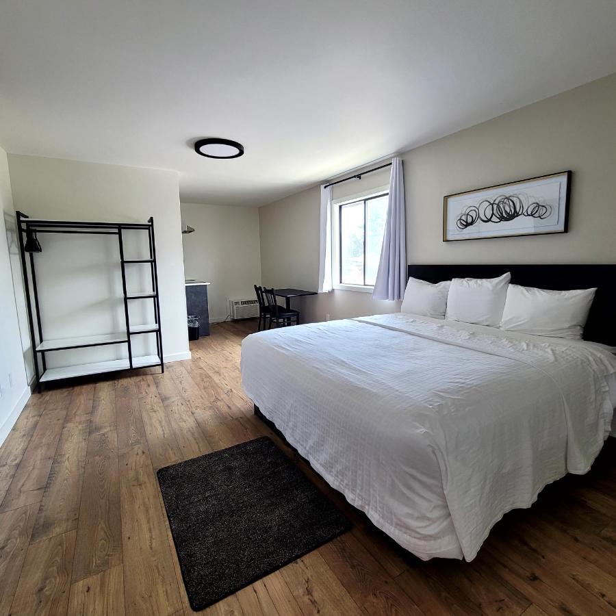 Richland Inn And Suites Zewnętrze zdjęcie